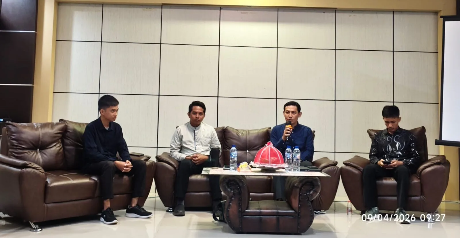 Prodi IAT UIN Palopo dan Prodi Hadis UIN Alauddin Makassar Gelar Kuliah Kolaborasi: Bedah Evolusi Media Tulis dan Tantangan Mental Generasi Digital